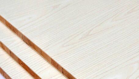 好色先生APP在线观看背板